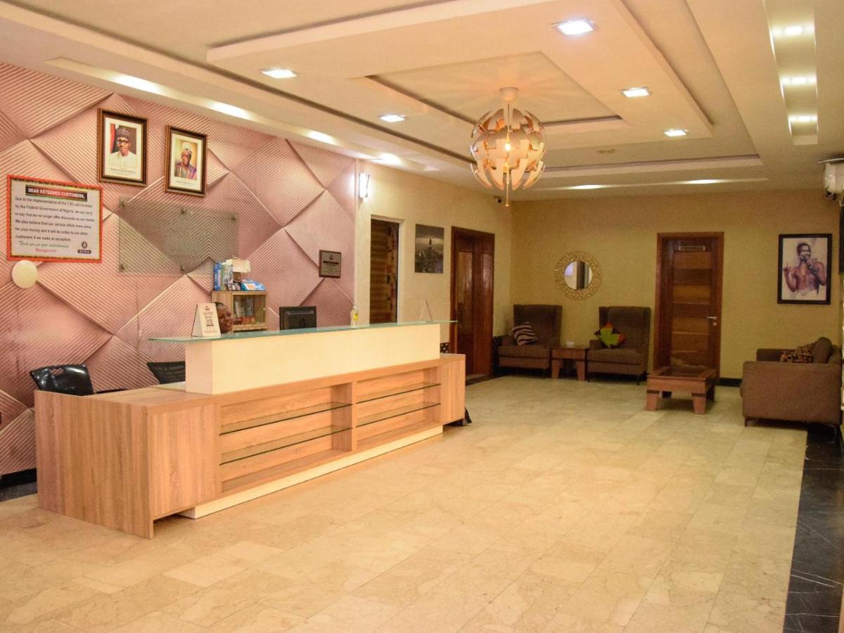Bana Hotel & Suites Lagos Exterior foto